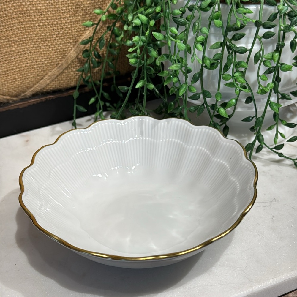 Kaiser berry bowl
